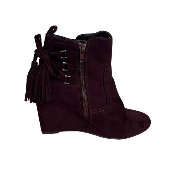 Charming Charlie Womens Wedge Boot Burgundy Zipper Tassel Size 9 - Picture 2 of 11